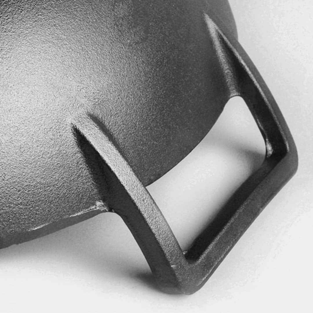 Wok With Wooden Lid