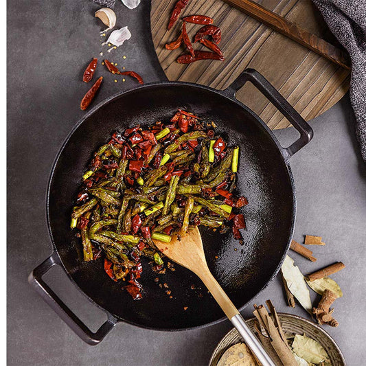 Wok With Wooden Lid